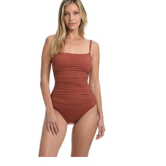 LA BLANCA One-Piece Swimsuit Island Goddess NEW - Picture 1 of 9
